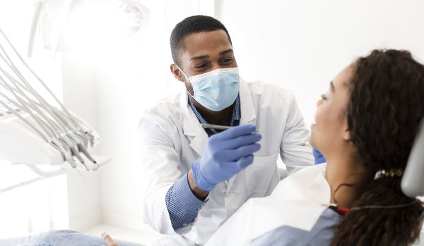 En quoi consiste l'examen dentaire?