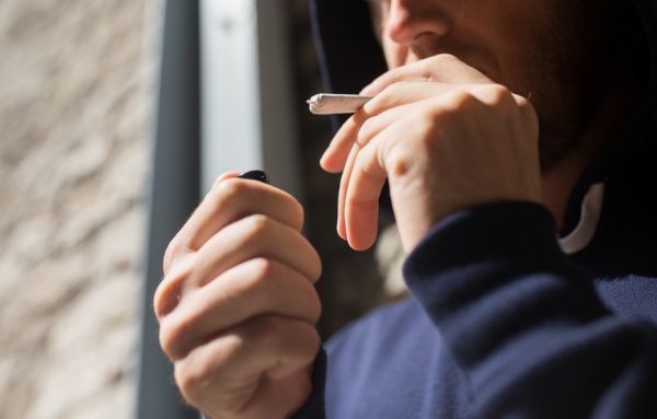 Augmentation du nombre d'automobilistes mortellement blessés testés positifs pour la consommation de marijuana